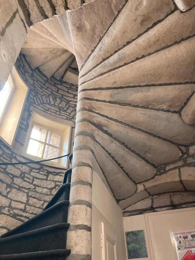Ancien Hotel Plein De Charme Бом-ле-Дам Екстериор снимка