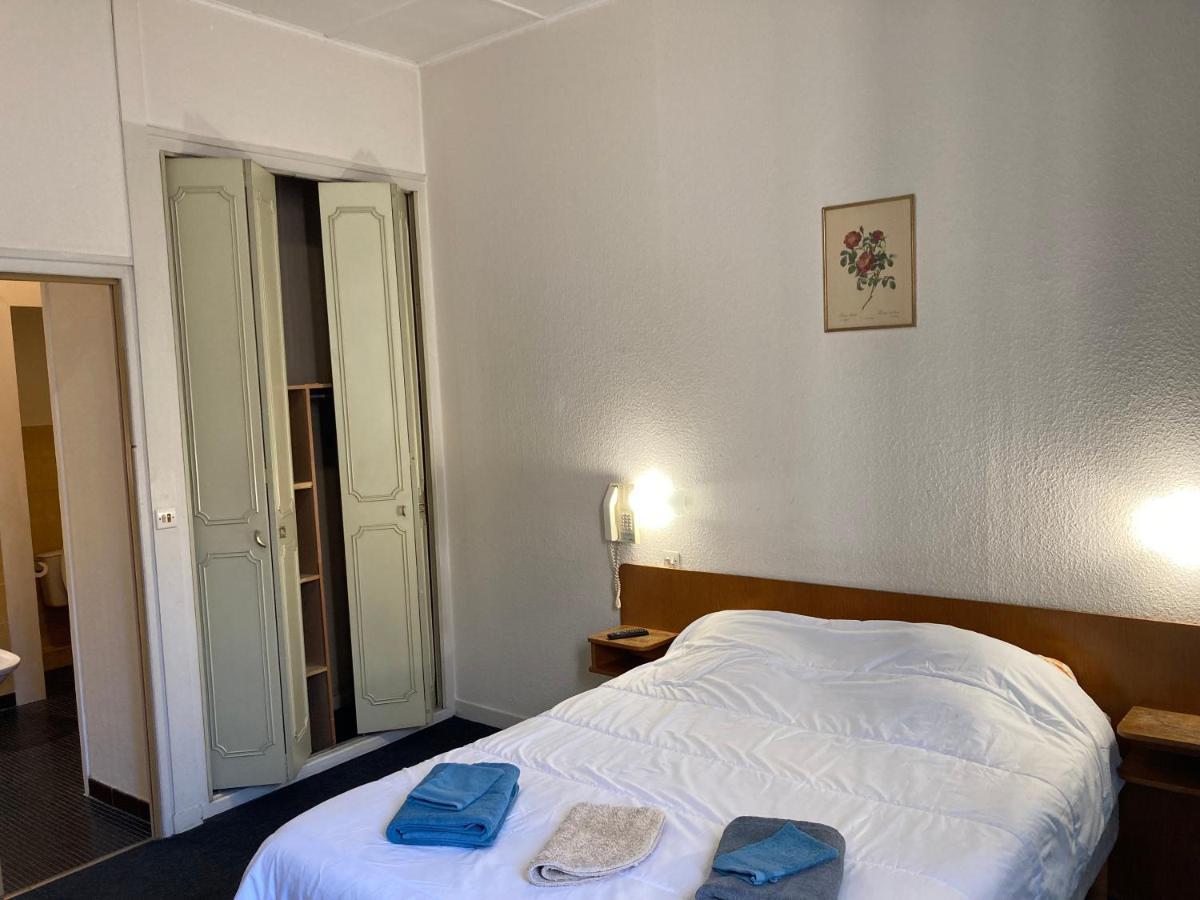 Ancien Hotel Plein De Charme Бом-ле-Дам Екстериор снимка